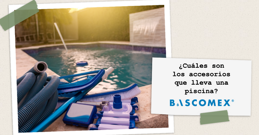 ¿Cuáles son los accesorios que lleva una piscina?